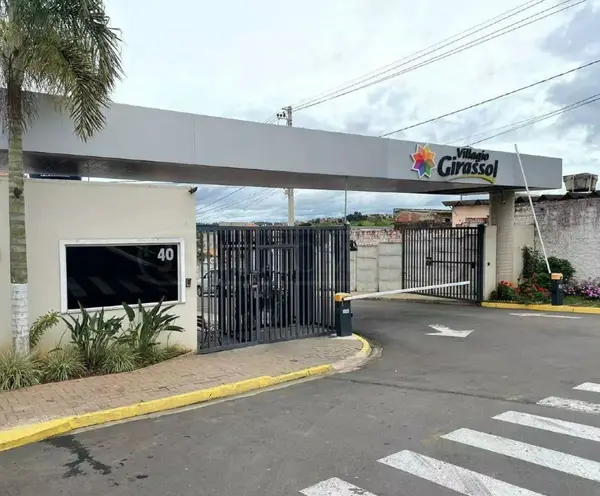 Casa em Santa Terezinha com 2 dormitórios à venda, 48 m² por R$ 190.000 - Villagio Girasol - Piracicaba/SP
